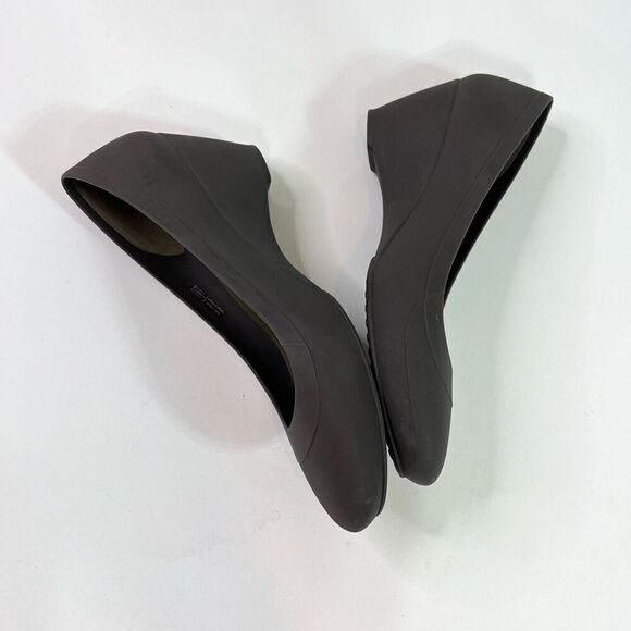 Dual Crocs Comfort Pump Womens 9 Black Lina Wedge Heel Slip On Closed Toe - Picture 7 of 11